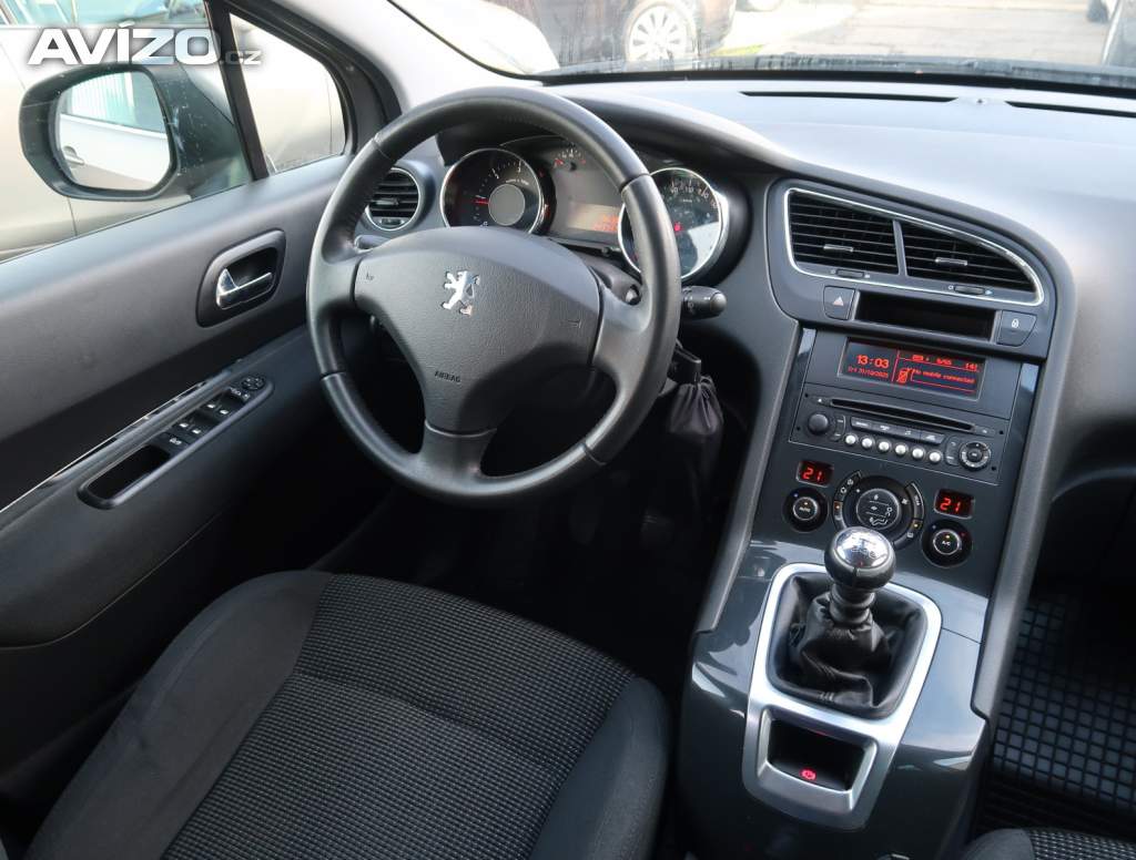 Foto inzerátu Peugeot 5008 1.6 HDi