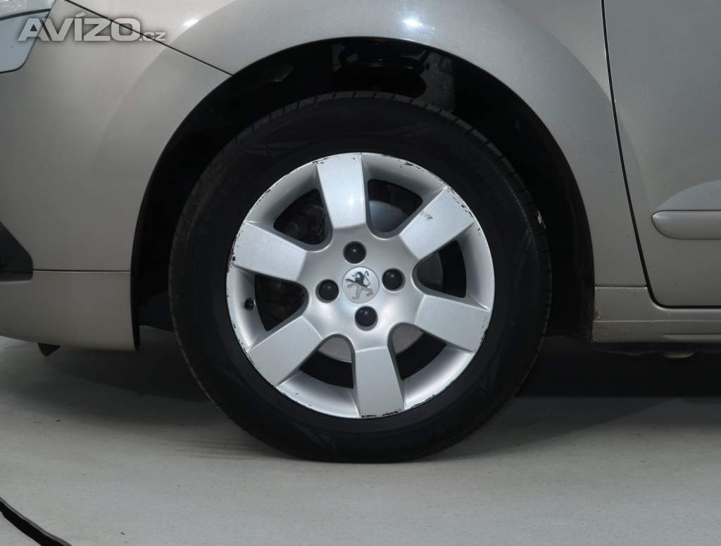 Foto inzerátu Peugeot 5008 1.6 HDi