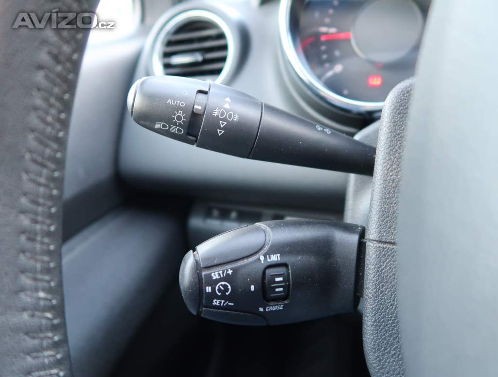 Foto inzerátu Peugeot 5008 1.6 HDi