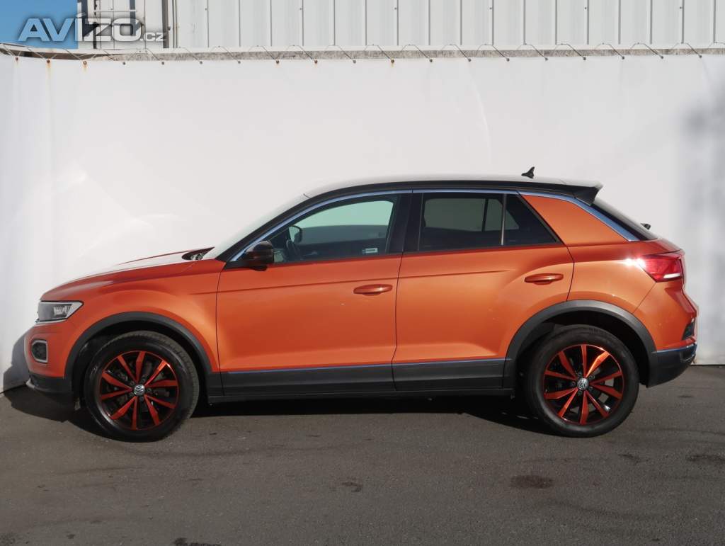 Foto inzerátu Volkswagen T-Roc 1.6 TDI