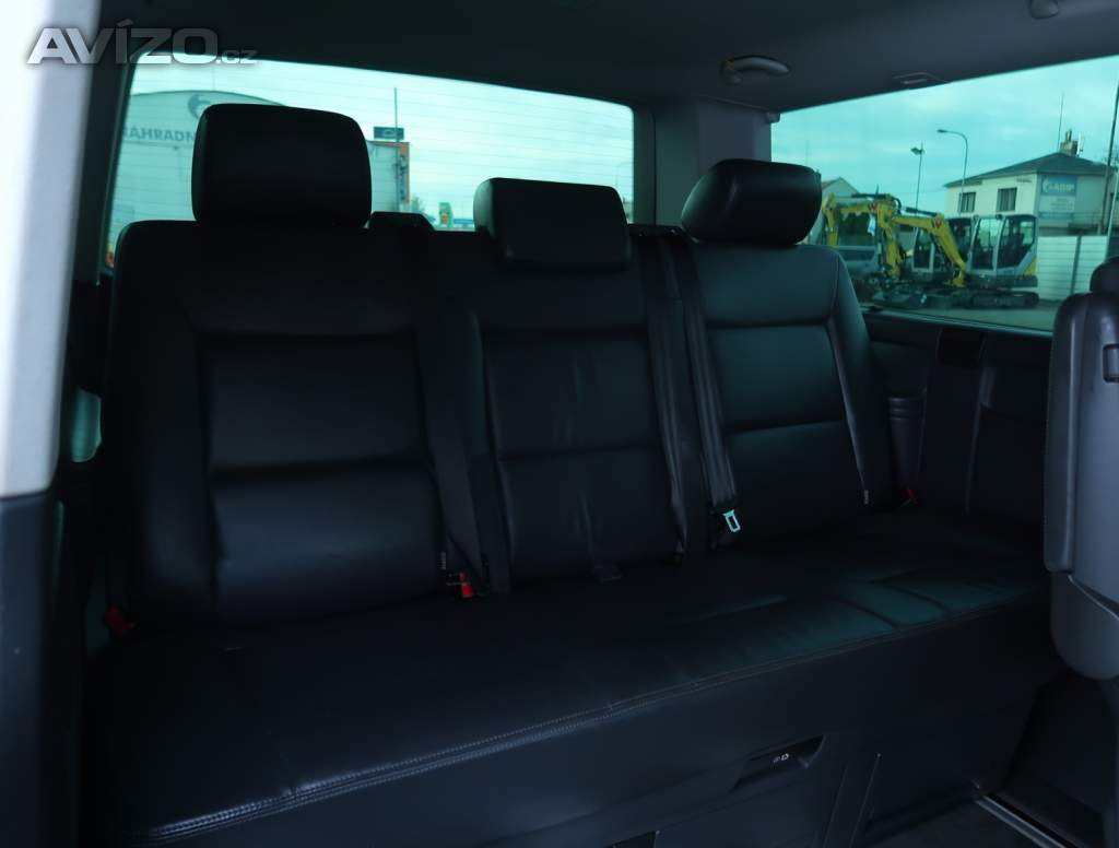Foto inzerátu Volkswagen Multivan 2.0 TDI