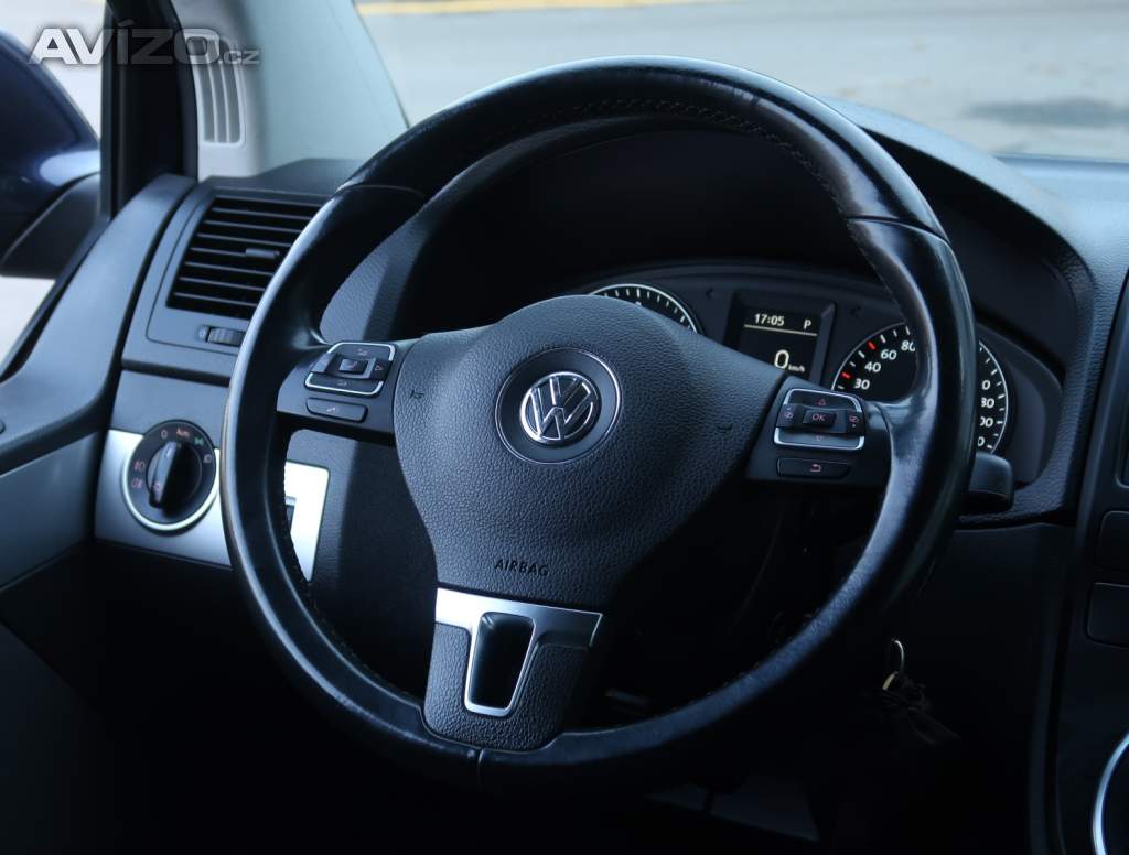 Foto inzerátu Volkswagen Multivan 2.0 TDI