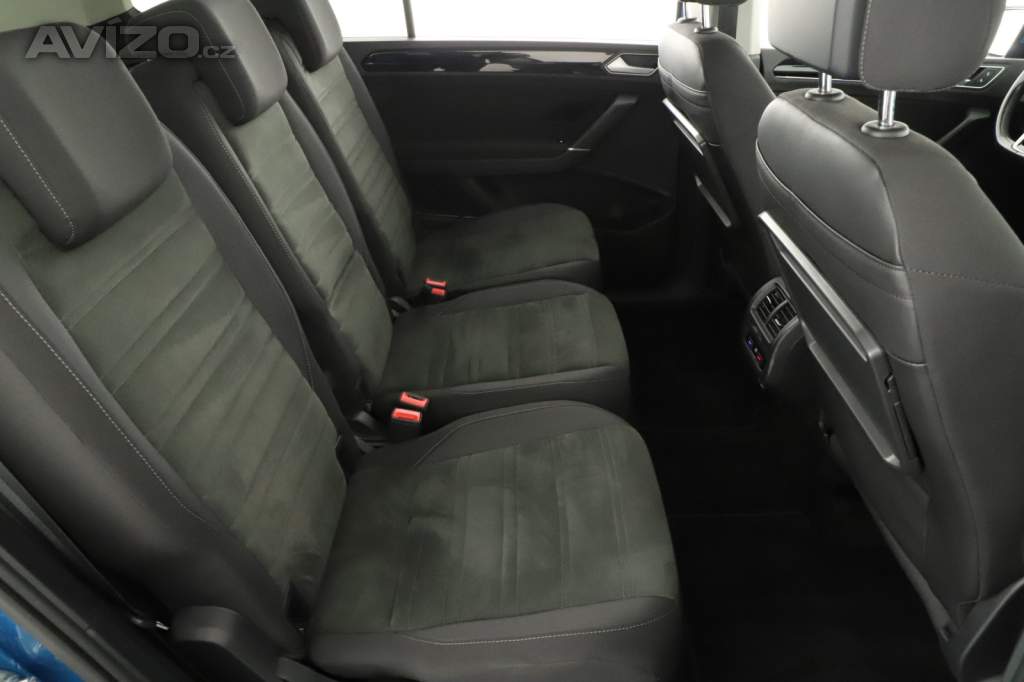 Foto inzerátu Volkswagen Touran 2.0 TDI