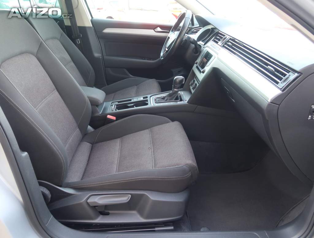 Foto inzerátu Volkswagen Passat 2.0 TDI