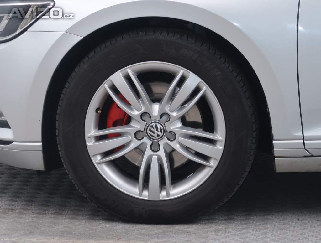 Foto inzerátu Volkswagen Passat 2.0 TDI