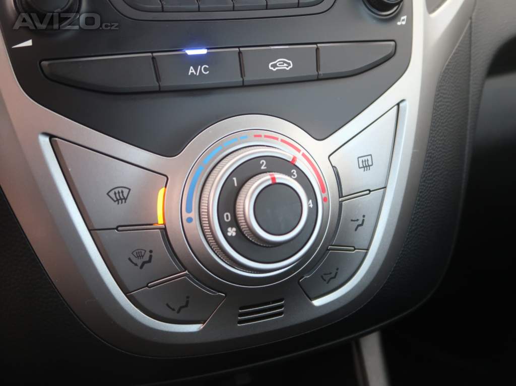 Foto inzerátu Hyundai ix20 1.4 CVVT