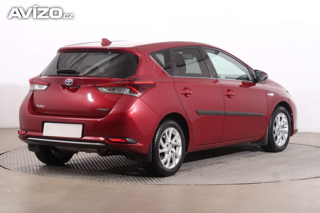 Foto inzerátu Toyota Auris Hybrid