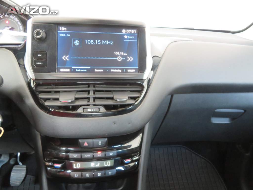 Foto inzerátu Peugeot 208 1.2 PureTech