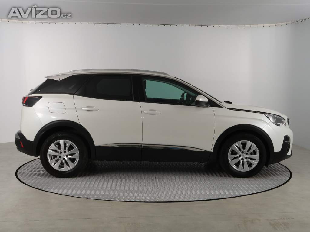 Foto inzerátu Peugeot 3008 1.2 PureTech