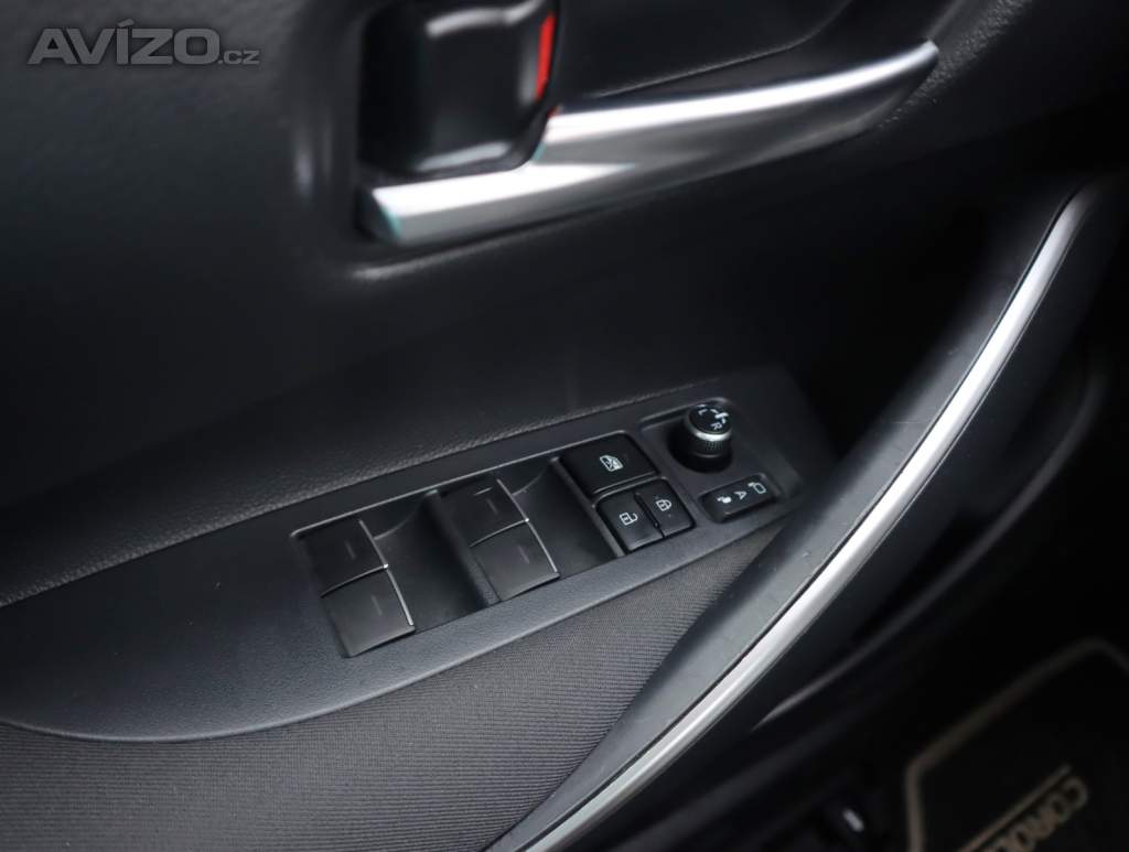 Foto inzerátu Toyota Corolla 1.8 Hybrid