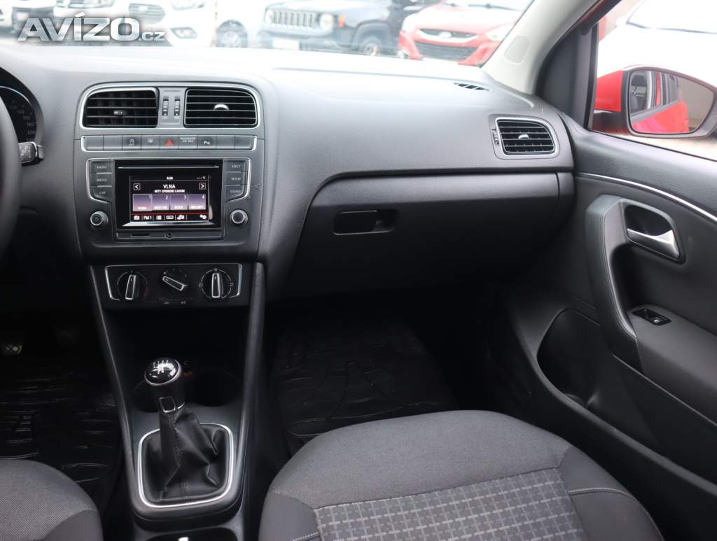 Foto inzerátu Volkswagen Polo 1.2 TSI