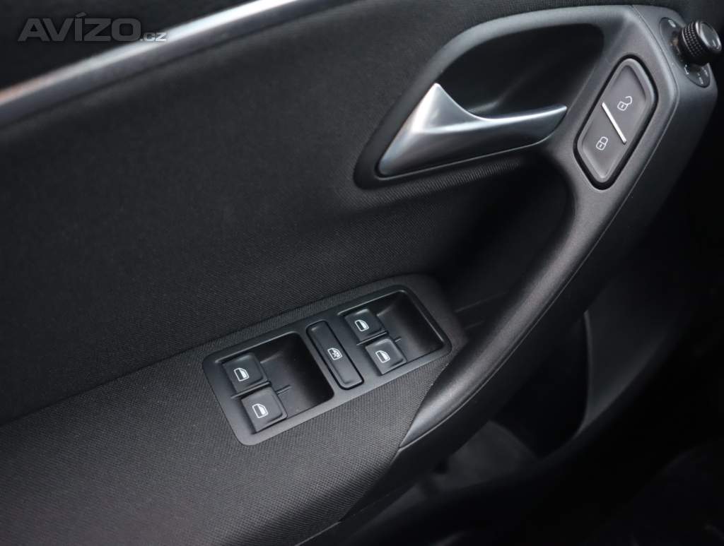 Foto inzerátu Volkswagen Polo 1.2 TSI