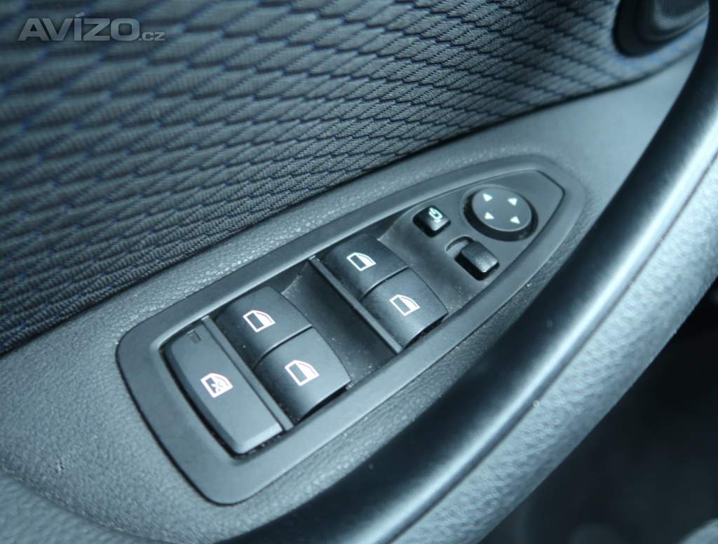 Foto inzerátu BMW X1 xDrive18d