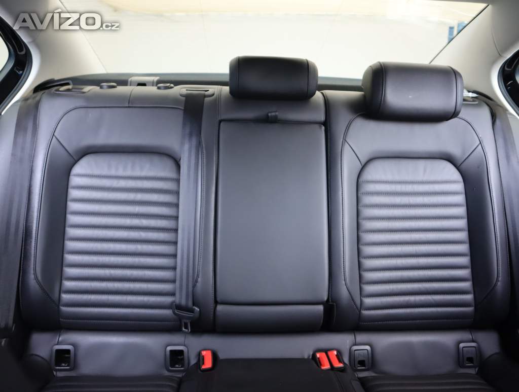 Foto inzerátu Volkswagen Passat 2.0 TDI