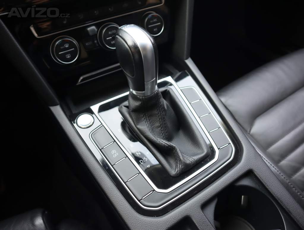 Foto inzerátu Volkswagen Passat 2.0 TDI