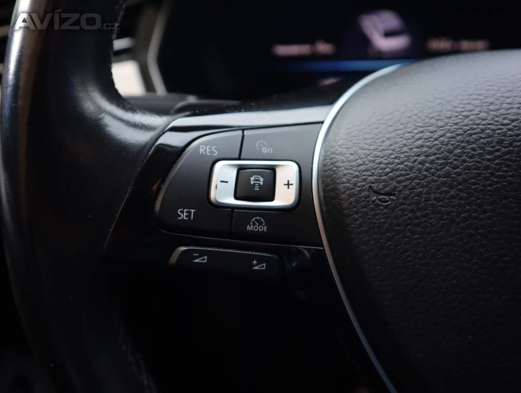 Foto inzerátu Volkswagen Passat 2.0 TDI