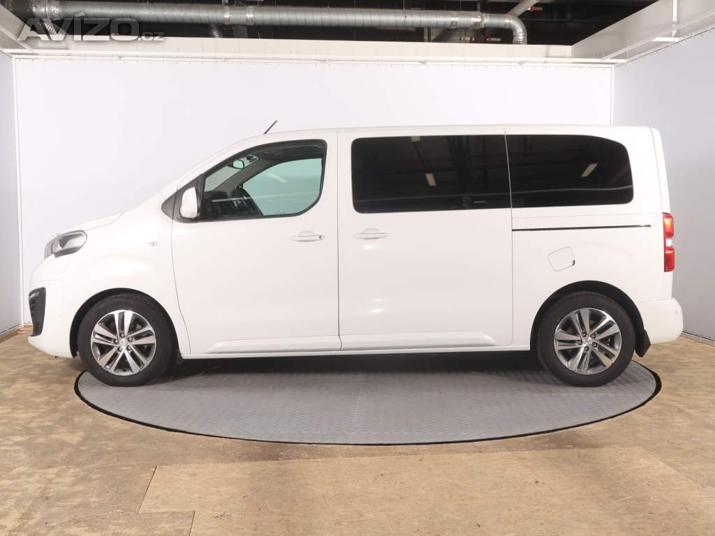 Foto inzerátu Peugeot Traveller 2.0 BlueHDi