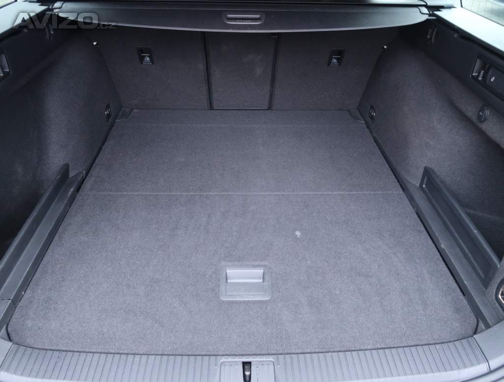 Foto inzerátu Volkswagen Passat 1.5 TSI