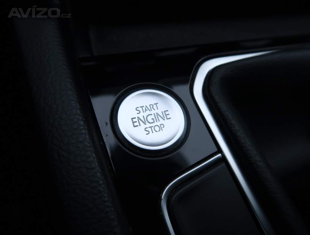 Foto inzerátu Volkswagen Passat 1.5 TSI