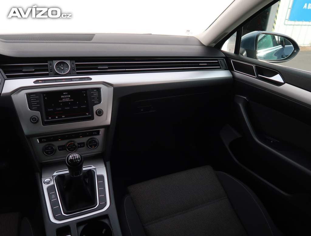 Foto inzerátu Volkswagen Passat 2.0 TDI