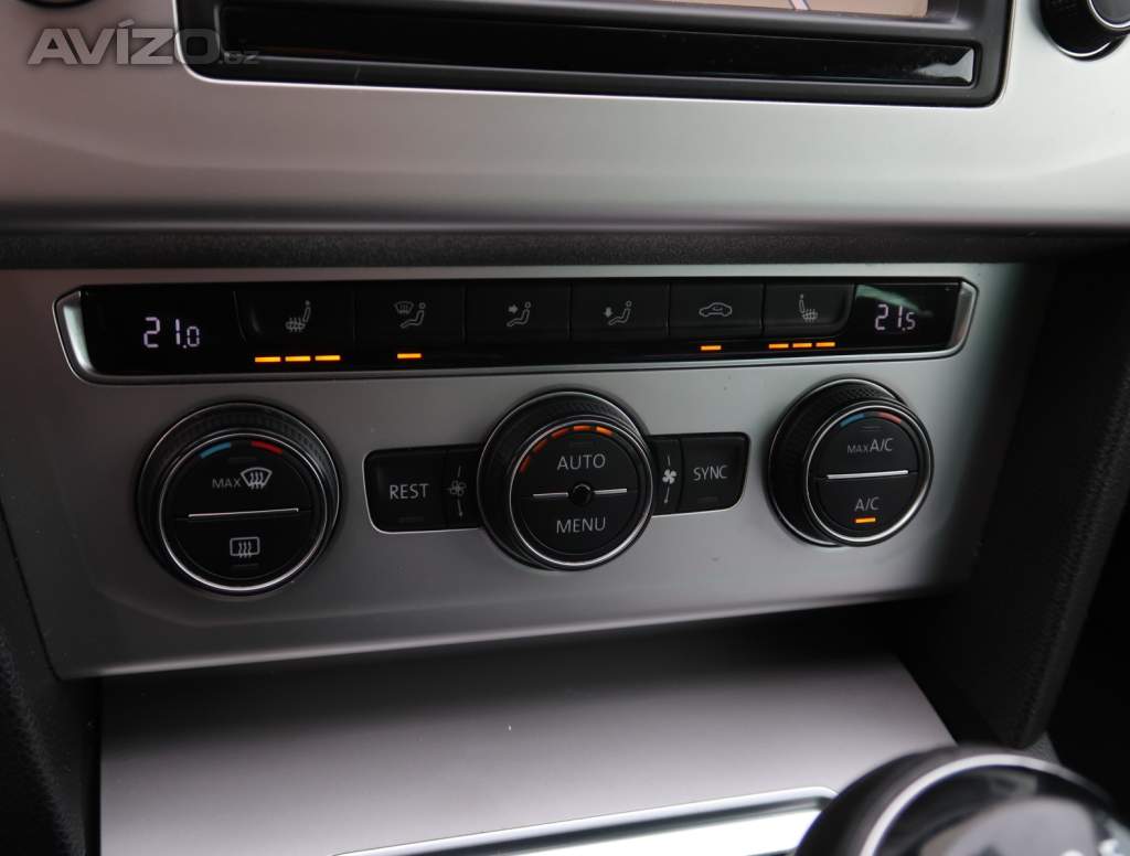 Foto inzerátu Volkswagen Passat 2.0 TDI