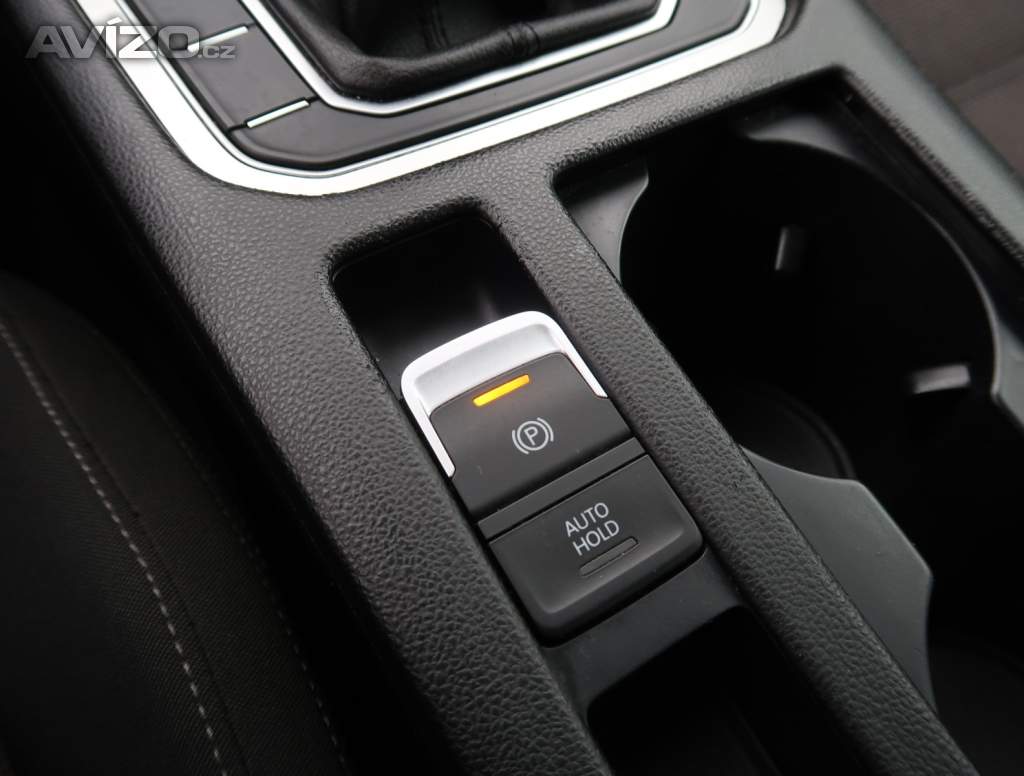 Foto inzerátu Volkswagen Passat 2.0 TDI