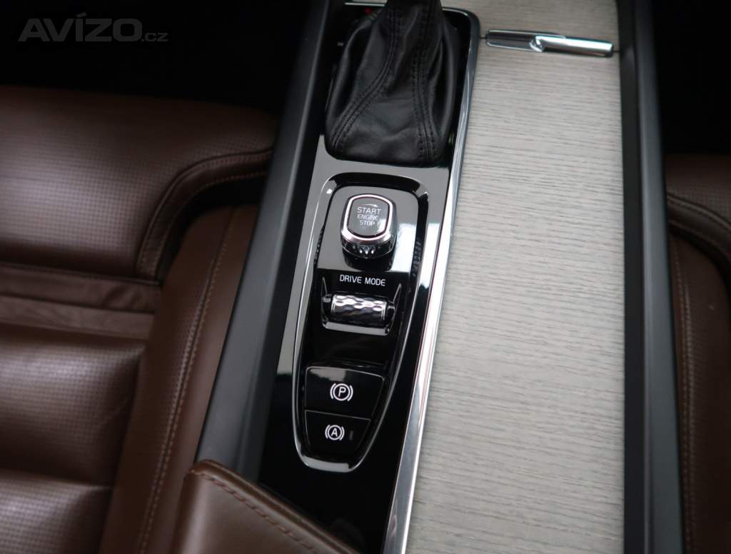 Foto inzerátu Volvo XC60 T5 AWD