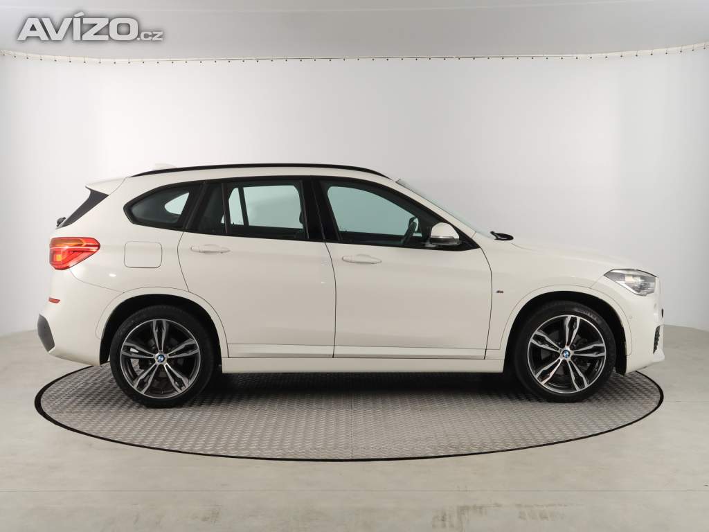 Foto inzerátu BMW X1 xDrive18d