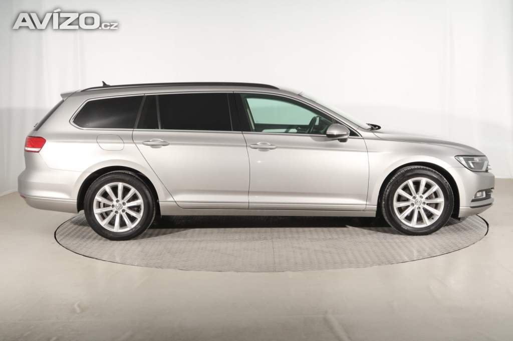 Foto inzerátu Volkswagen Passat 1.6 TDI