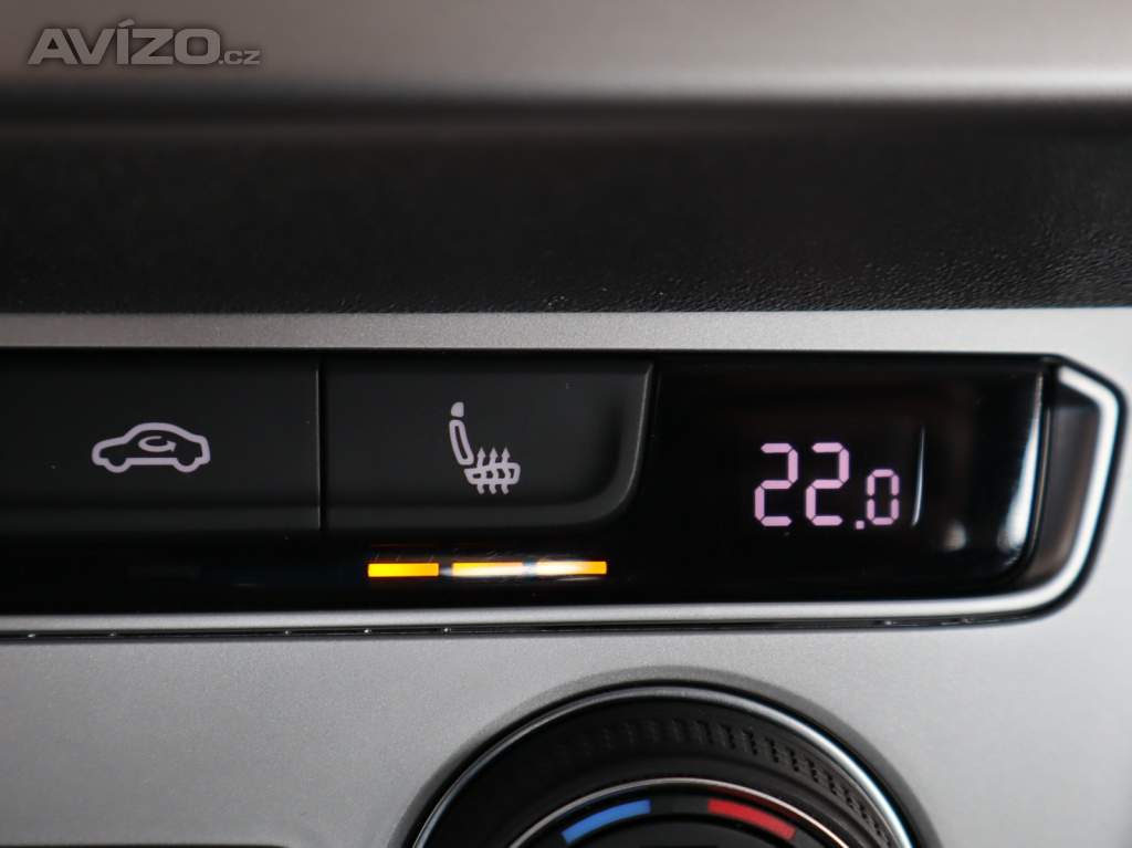 Foto inzerátu Volkswagen Passat 1.5 TSI