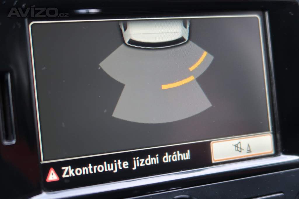 Foto inzerátu Volkswagen Touran 1.6 TDI