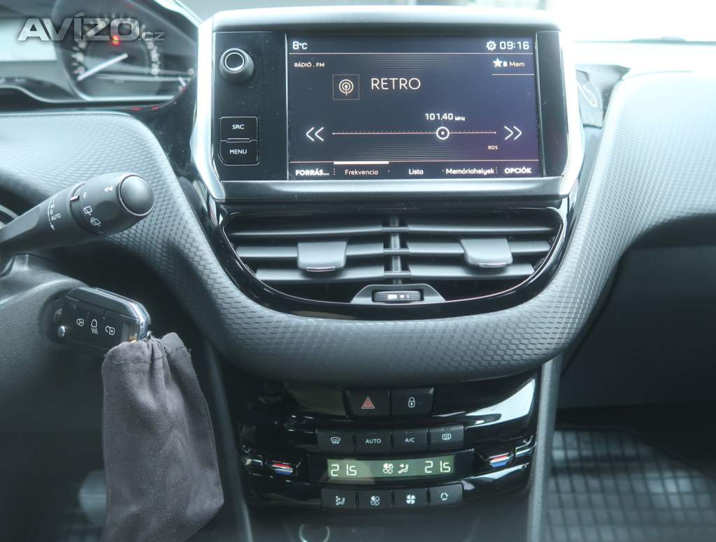 Foto inzerátu Peugeot 2008 1.2 PureTech