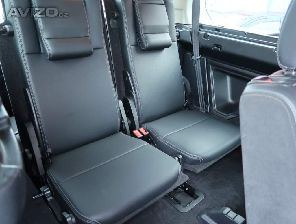 Foto inzerátu Land Rover Discovery 3.0 SDV6