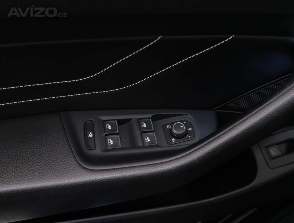 Foto inzerátu Volkswagen Passat 2.0 TDI