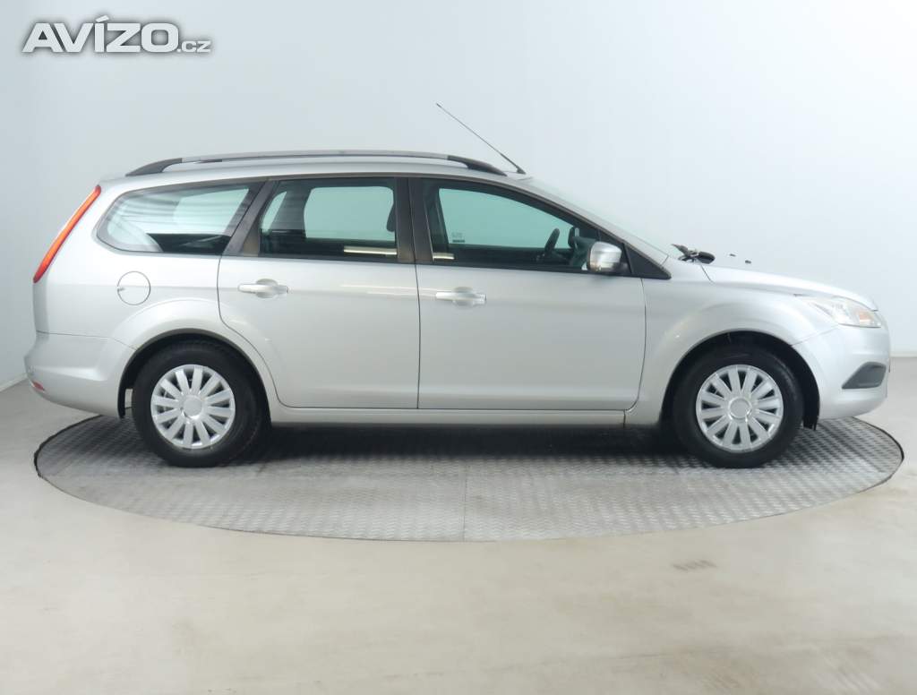 Foto inzerátu Ford Focus 1.6 16V