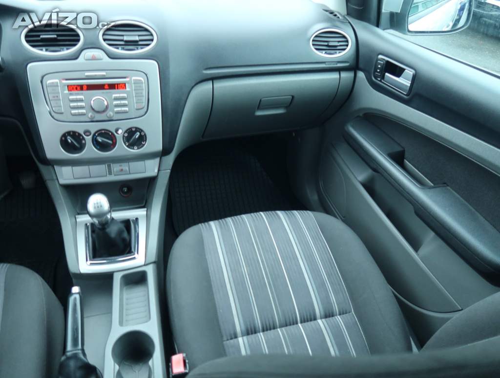 Foto inzerátu Ford Focus 1.6 16V