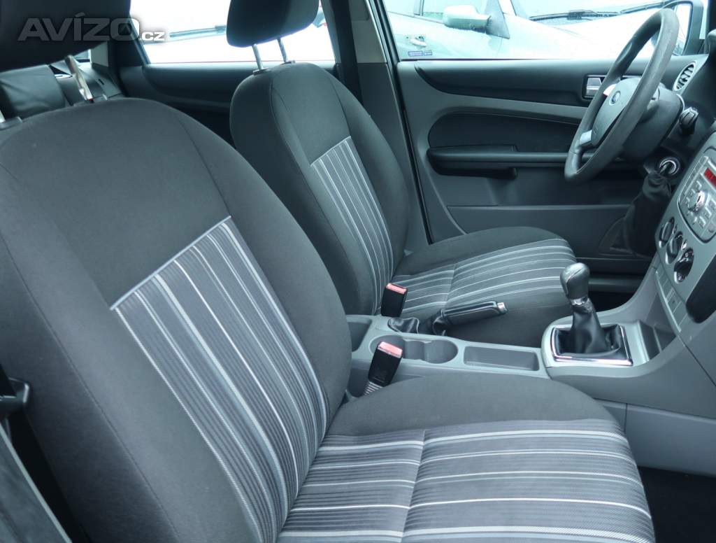 Foto inzerátu Ford Focus 1.6 16V