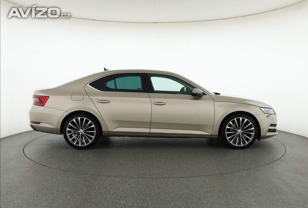 Foto inzerátu Škoda Superb 2.0 TDI