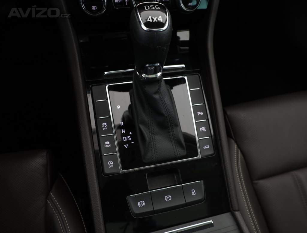 Foto inzerátu Škoda Superb 2.0 TDI