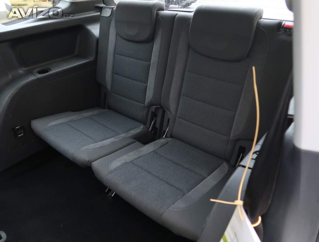 Foto inzerátu Volkswagen Touran 1.6 TDI