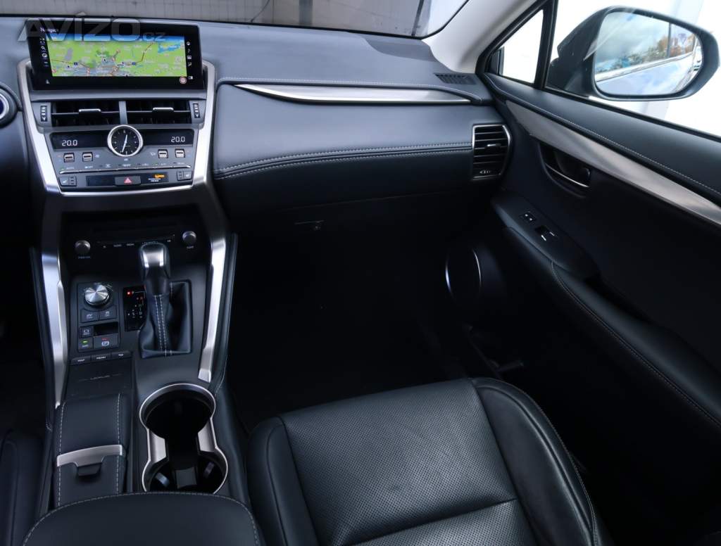 Foto inzerátu Lexus NX 300h