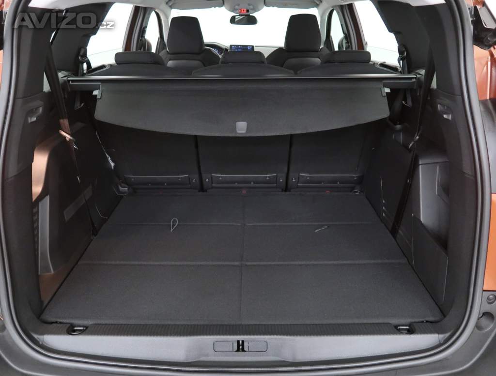 Foto inzerátu Peugeot 5008 PureTech 130