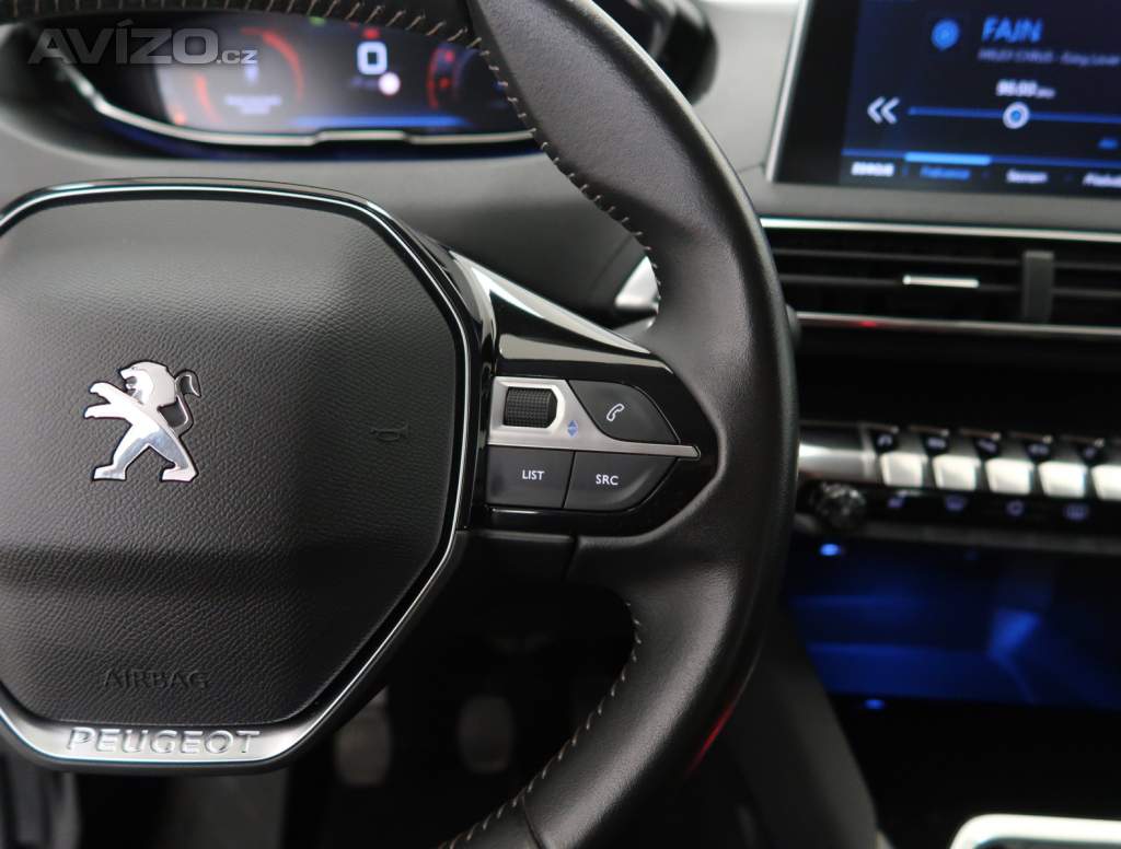 Foto inzerátu Peugeot 5008 PureTech 130