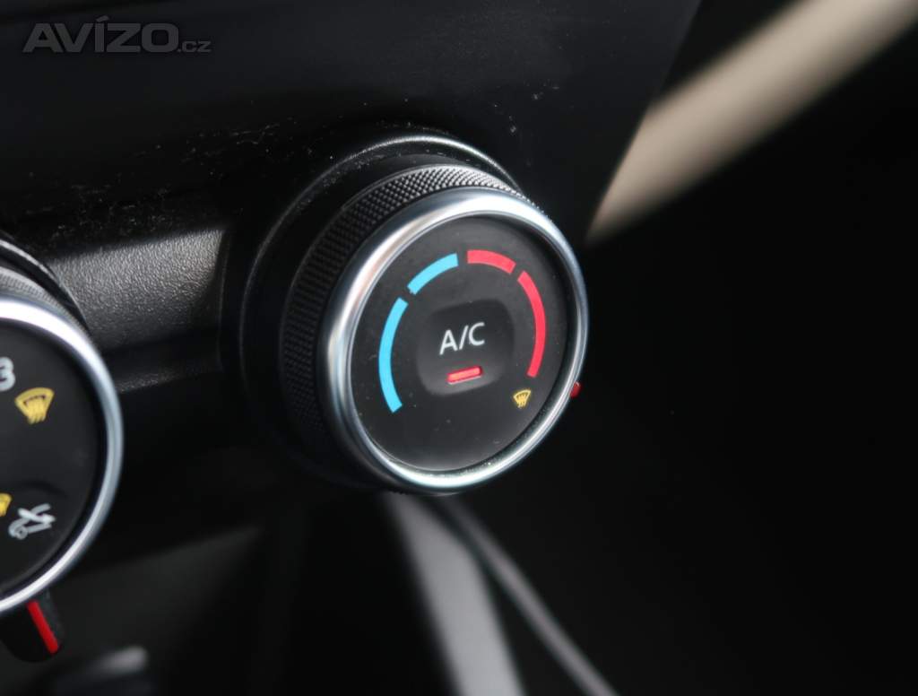 Foto inzerátu Dacia Duster 1.6 SCe