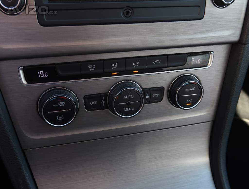 Foto inzerátu Volkswagen Golf 1.4 TSI