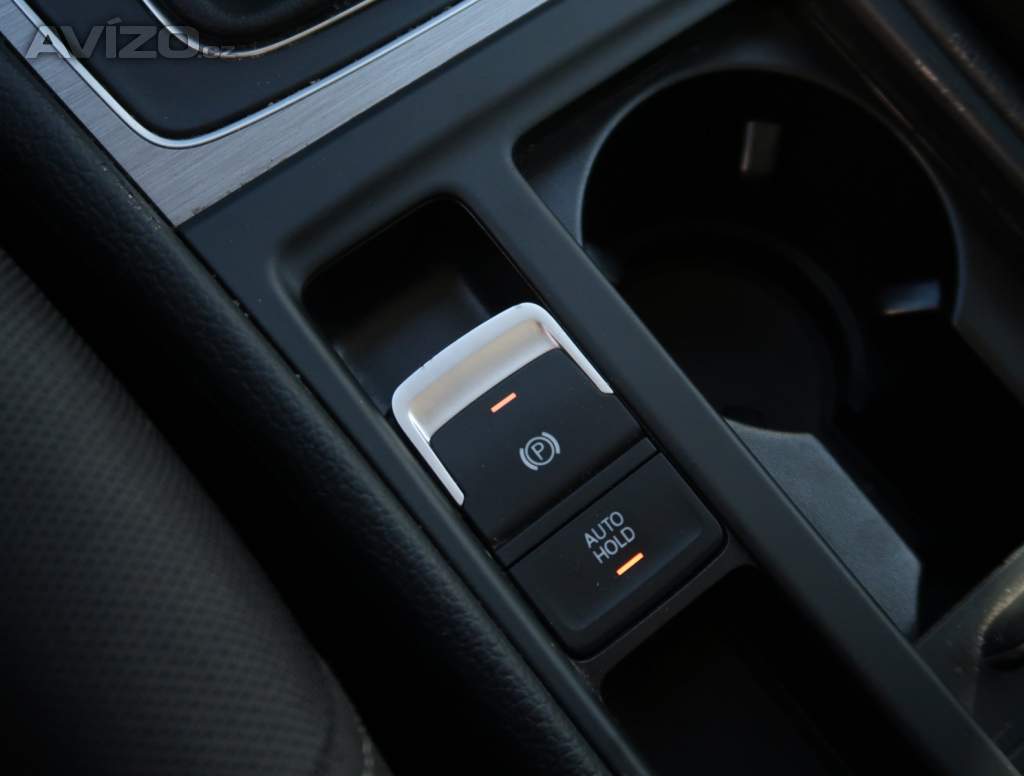 Foto inzerátu Volkswagen Golf 1.4 TSI