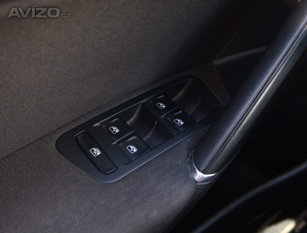 Foto inzerátu Volkswagen Golf 1.4 TSI