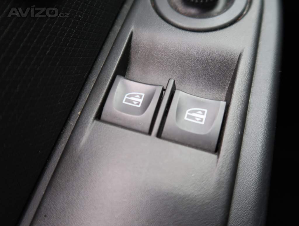 Foto inzerátu Renault Clio 1.2 16V