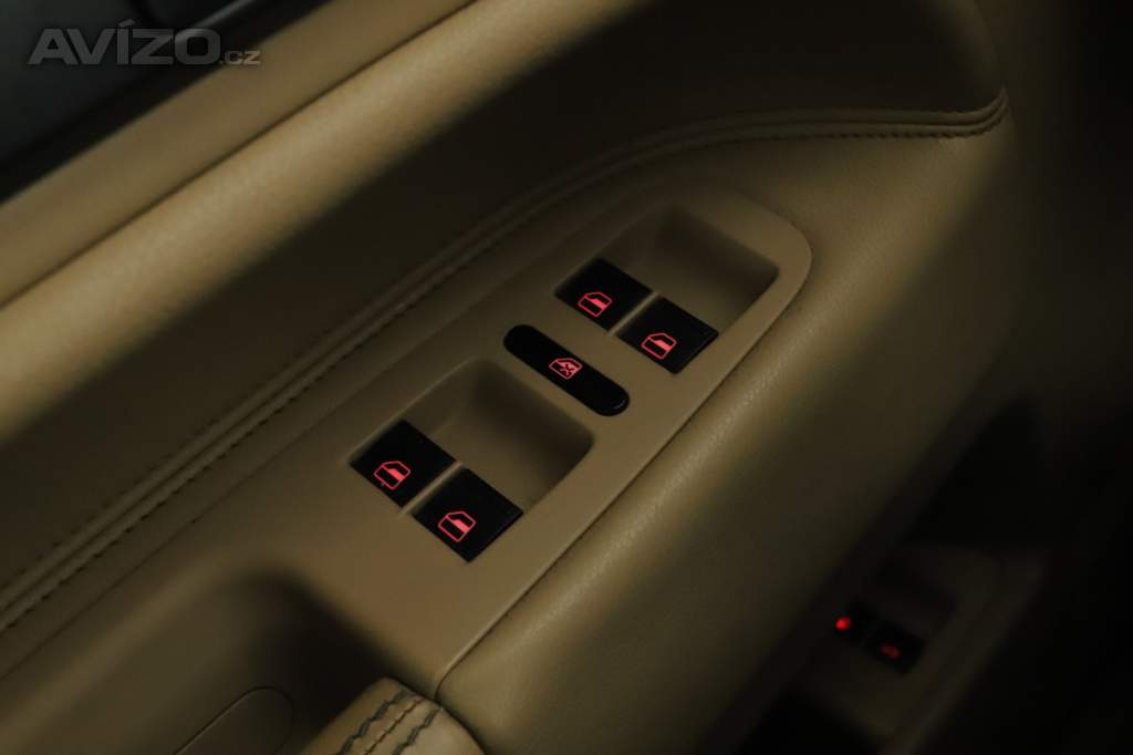 Foto inzerátu Volkswagen Touareg 3.6 V6 FSI