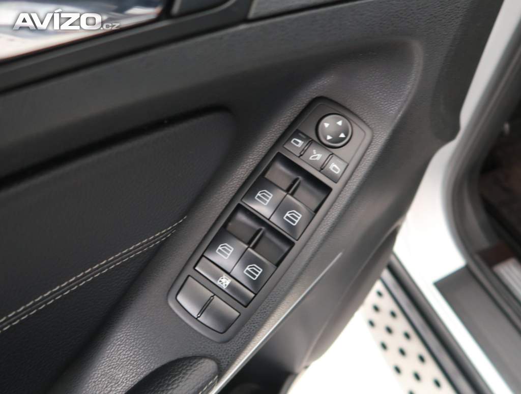 Foto inzerátu Mercedes-Benz ML ML 320 CDI